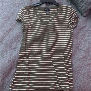 striped wet seal green t shirt